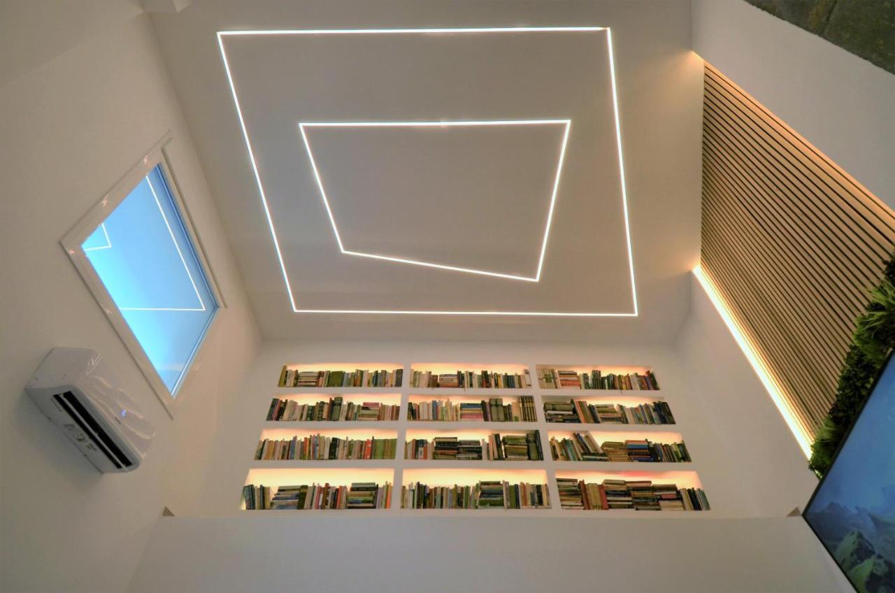 Biblioteca De Lujo En El Centro Historico De Malaga Lejlighed Eksteriør billede